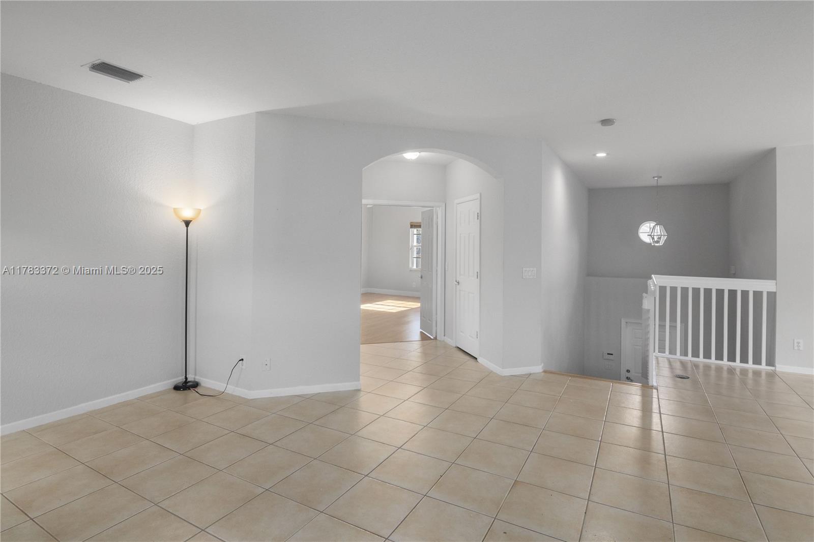 LAKEVIEW WEST - Residential
