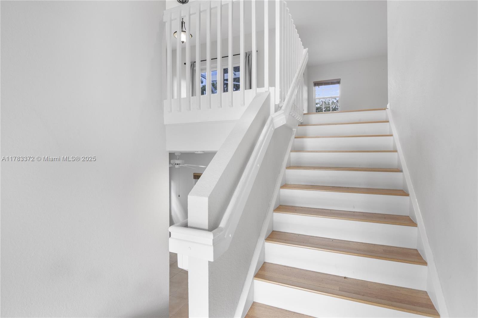 LAKEVIEW WEST - Residential