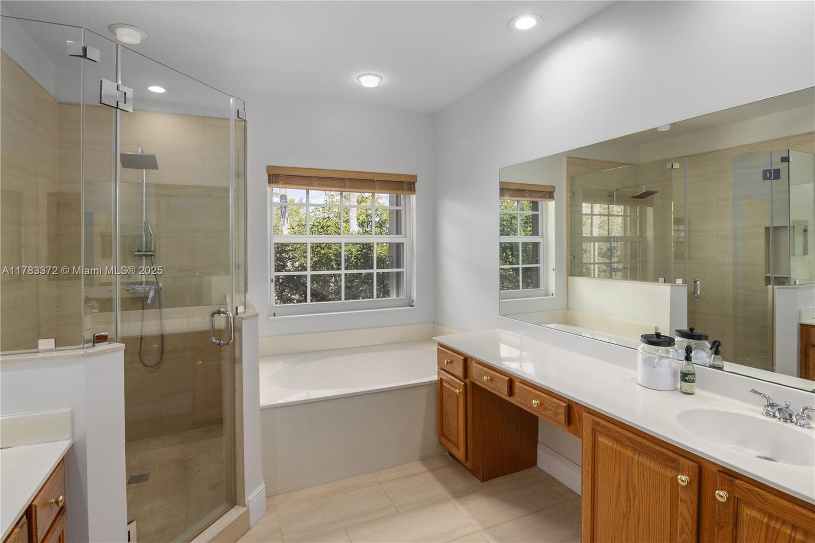LAKEVIEW WEST - Residential