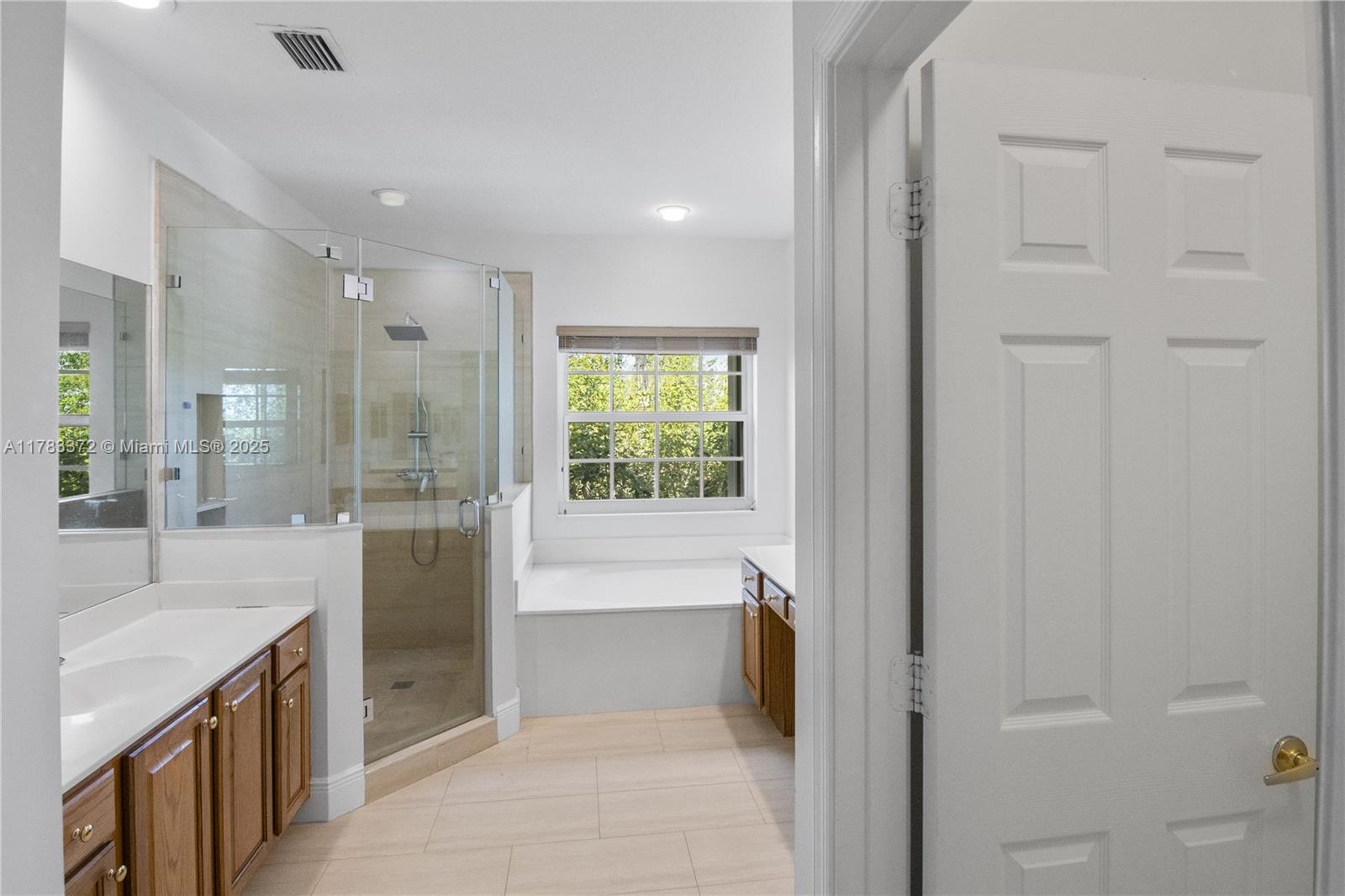 LAKEVIEW WEST - Residential