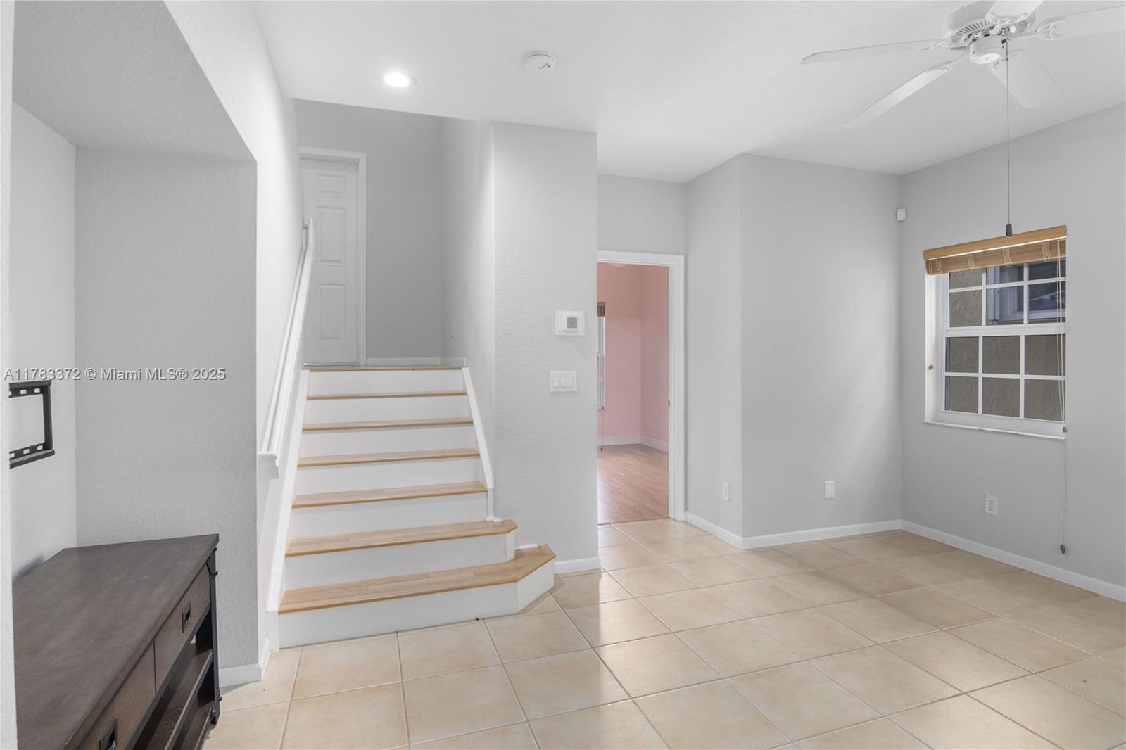 LAKEVIEW WEST - Residential