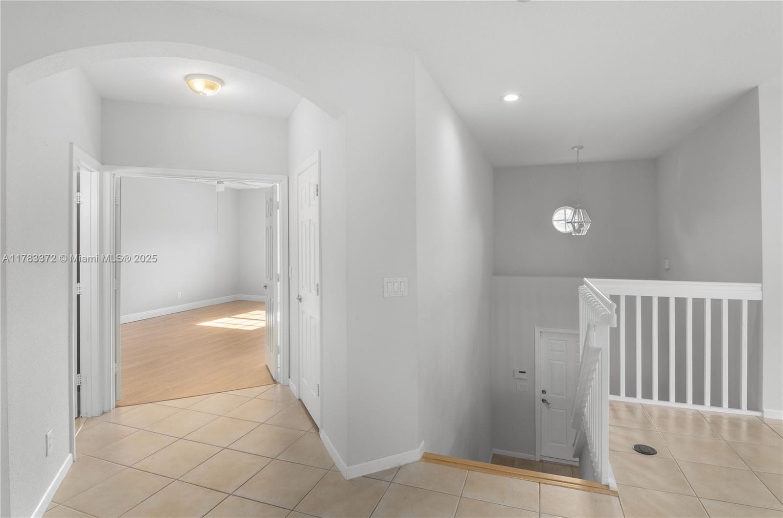 LAKEVIEW WEST - Residential