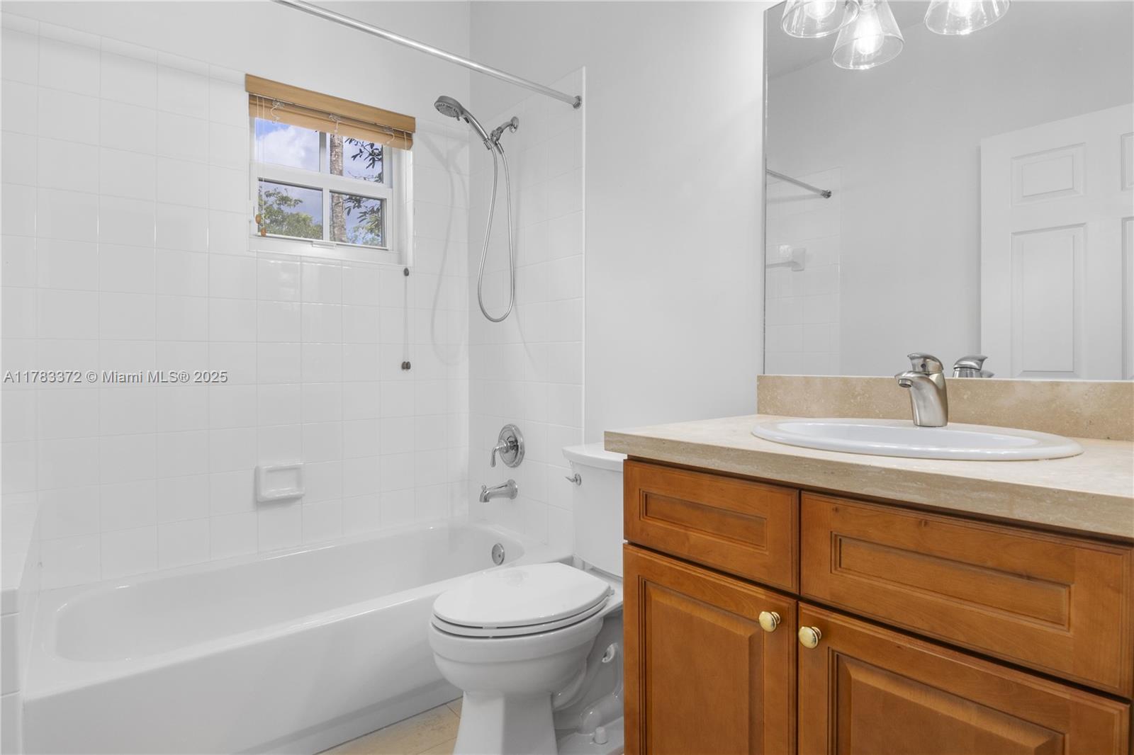 LAKEVIEW WEST - Residential
