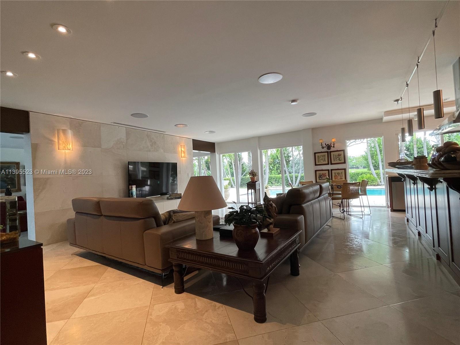 DIPLOMAT GOLF ESTATES - Residential