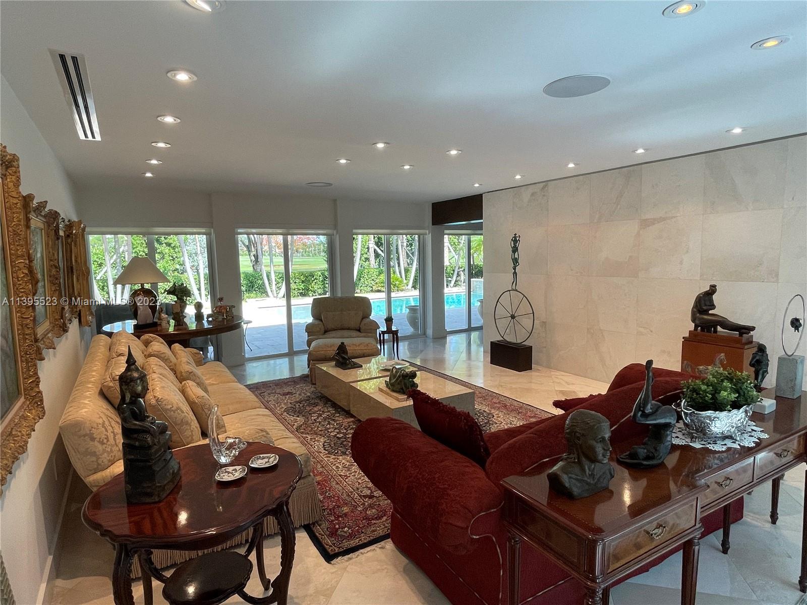 DIPLOMAT GOLF ESTATES - Residential