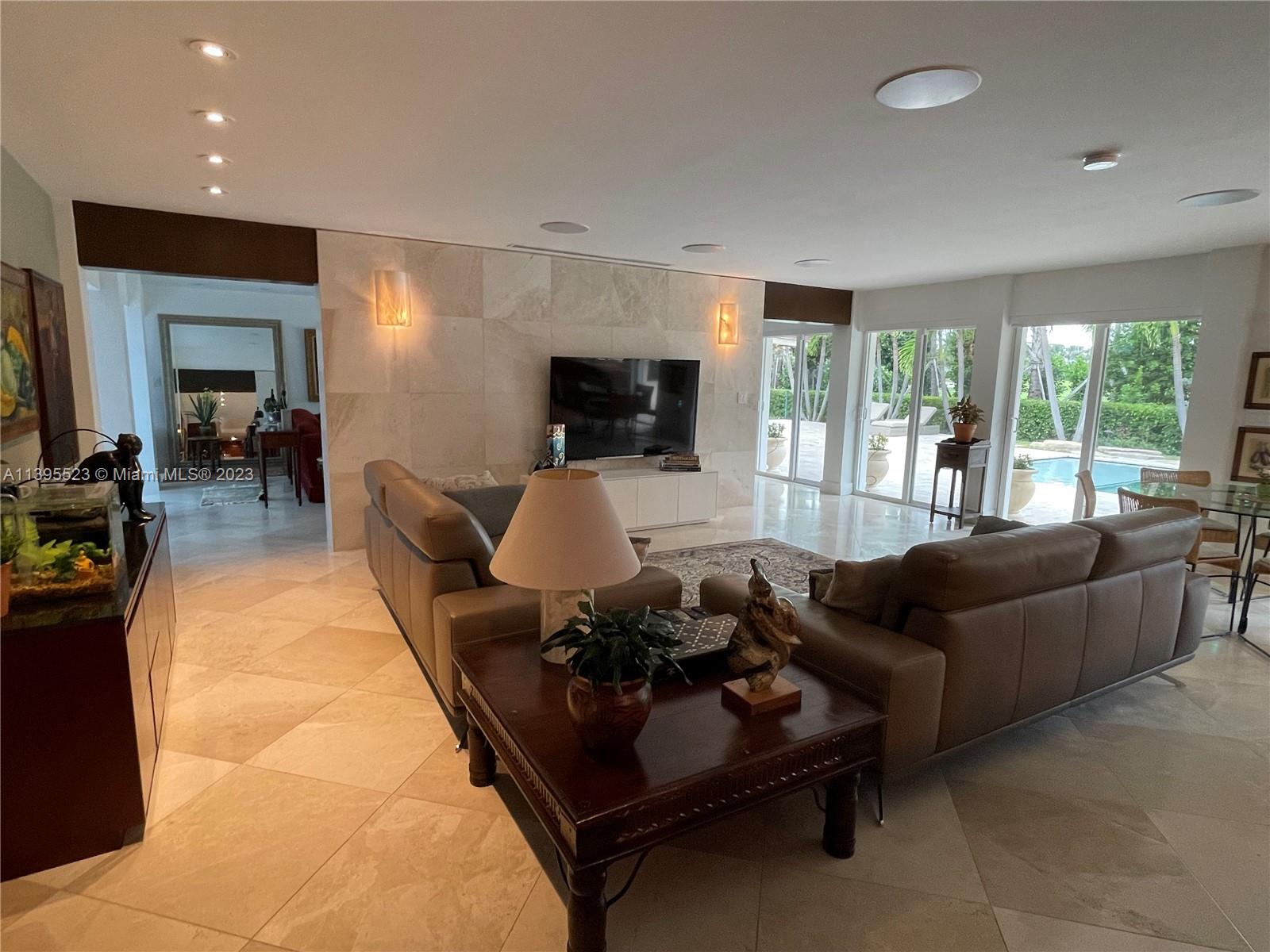 DIPLOMAT GOLF ESTATES - Residential