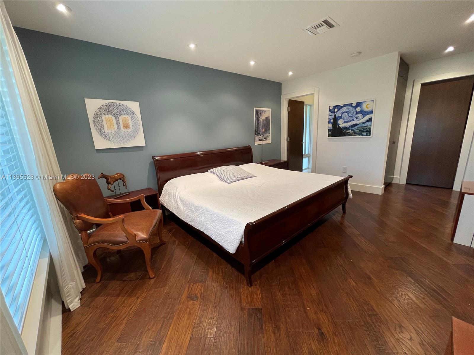 DIPLOMAT GOLF ESTATES - Residential