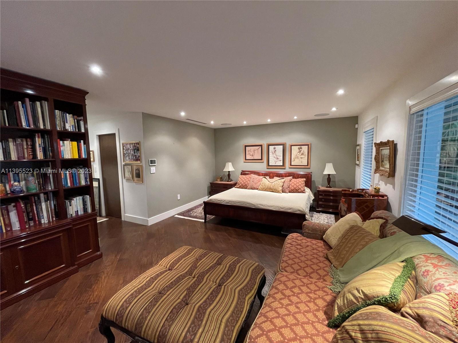 DIPLOMAT GOLF ESTATES - Residential