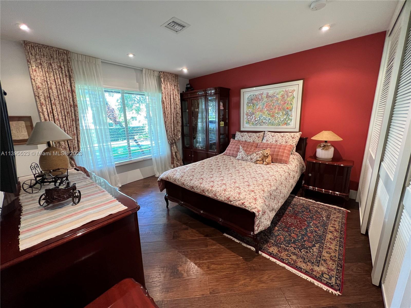 DIPLOMAT GOLF ESTATES - Residential