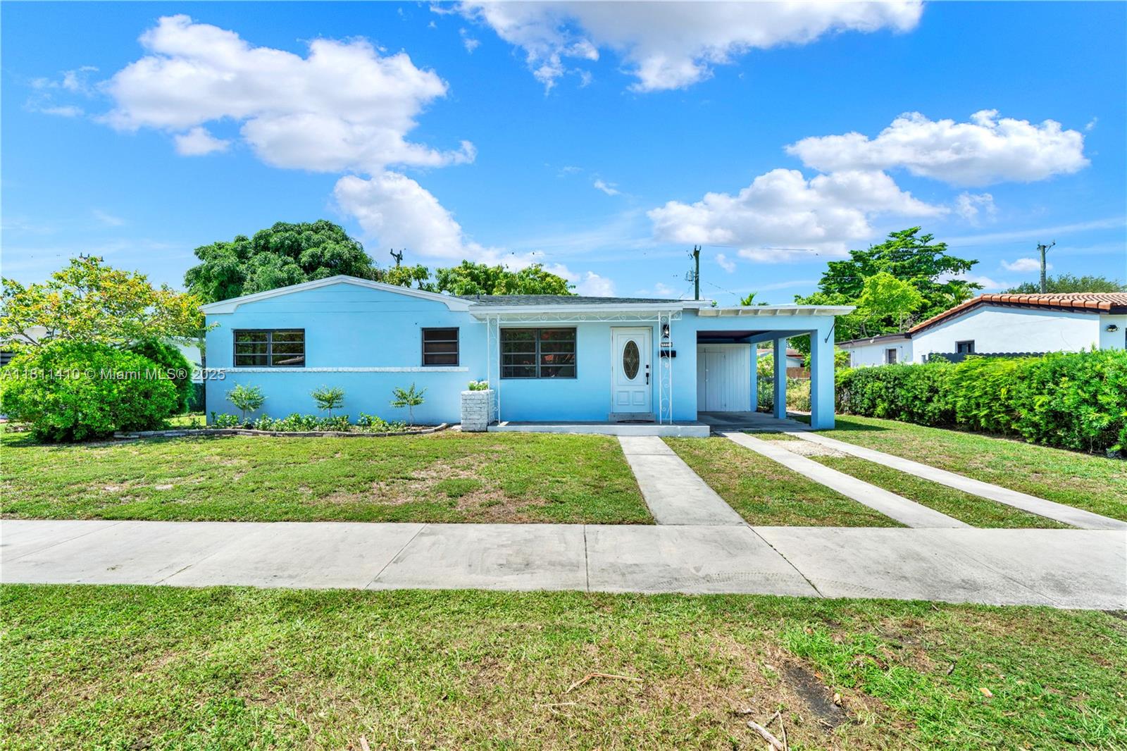 7772 Sw 35th Ter, Miami, Broward County, Florida - 3 Bedrooms  
2 Bathrooms - 