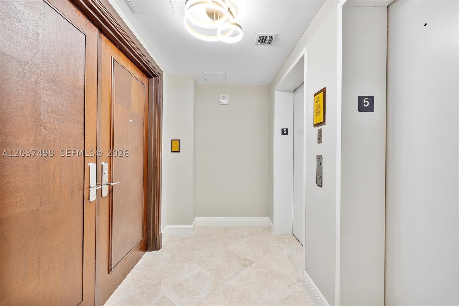 16275 Collins Ave 502