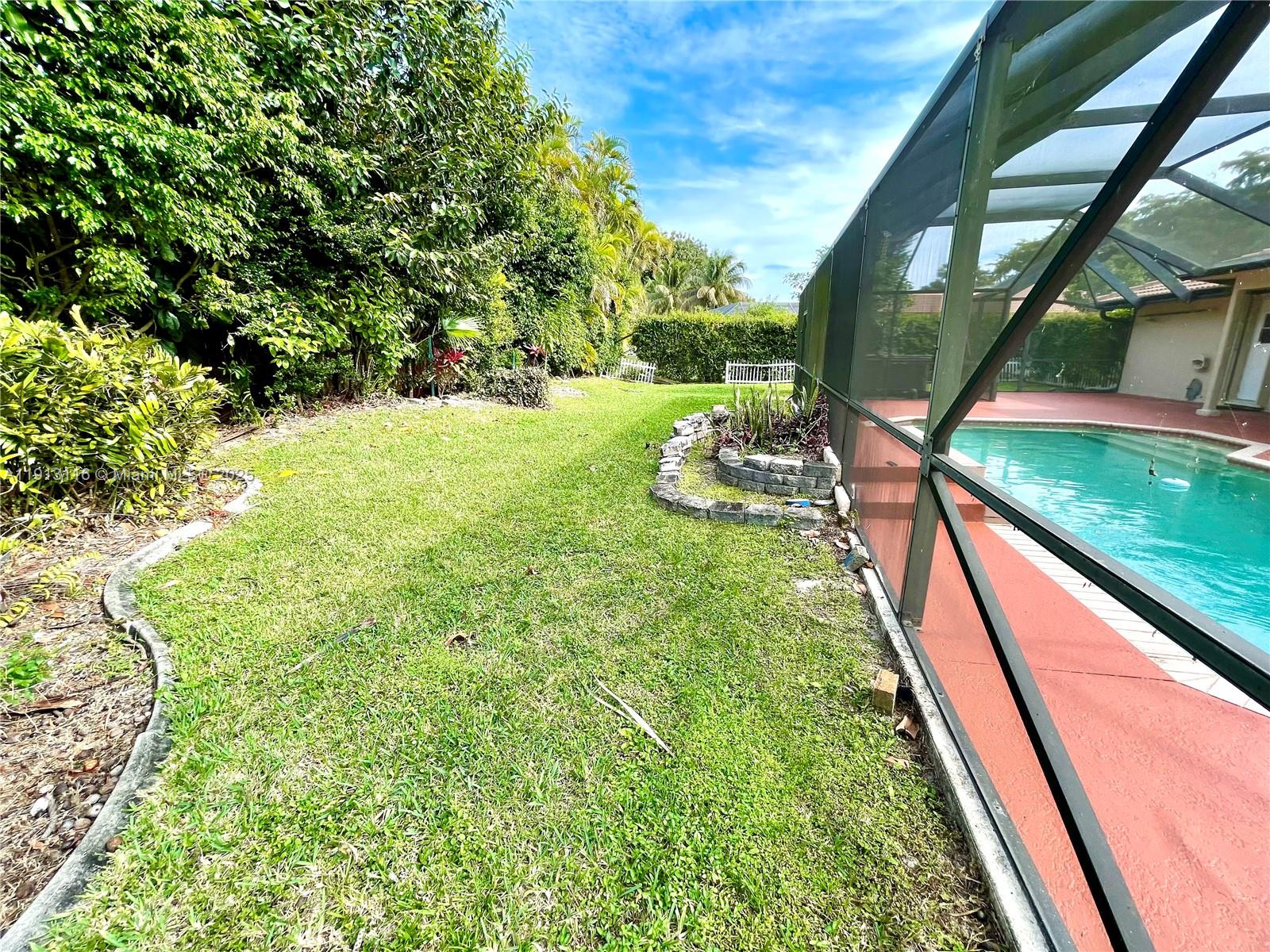 MAPLEWOOD - Residential Lease