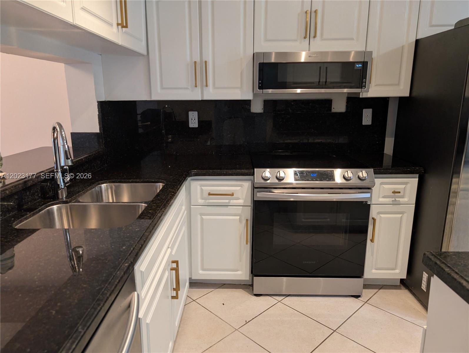7903 NW 7th Ct 7903