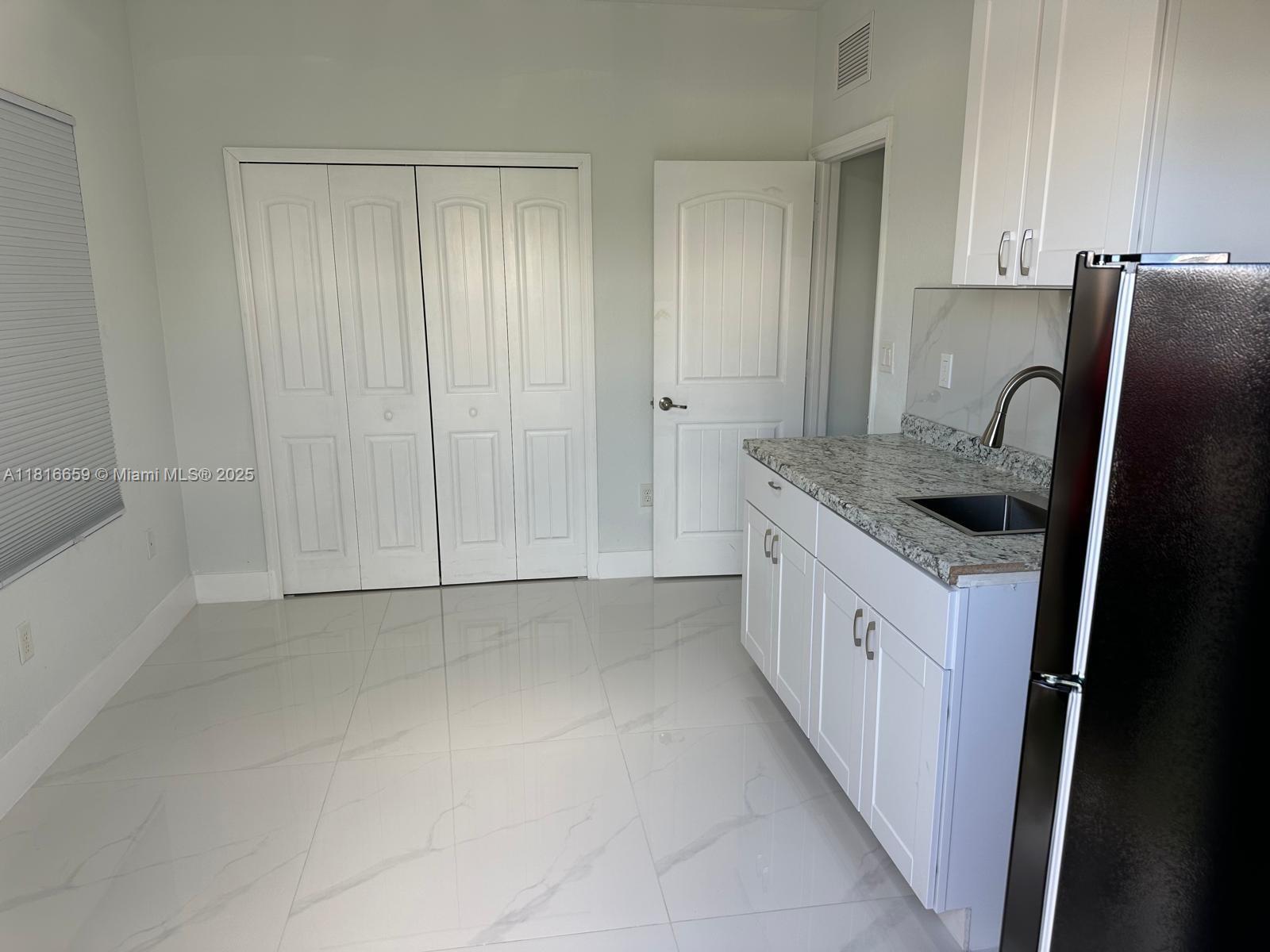 Rental Property at 13201 Sw 274th Ter Side, Homestead, Miami-Dade County, Florida - Bedrooms: 1 
Bathrooms: 1  - $1,300 MO.