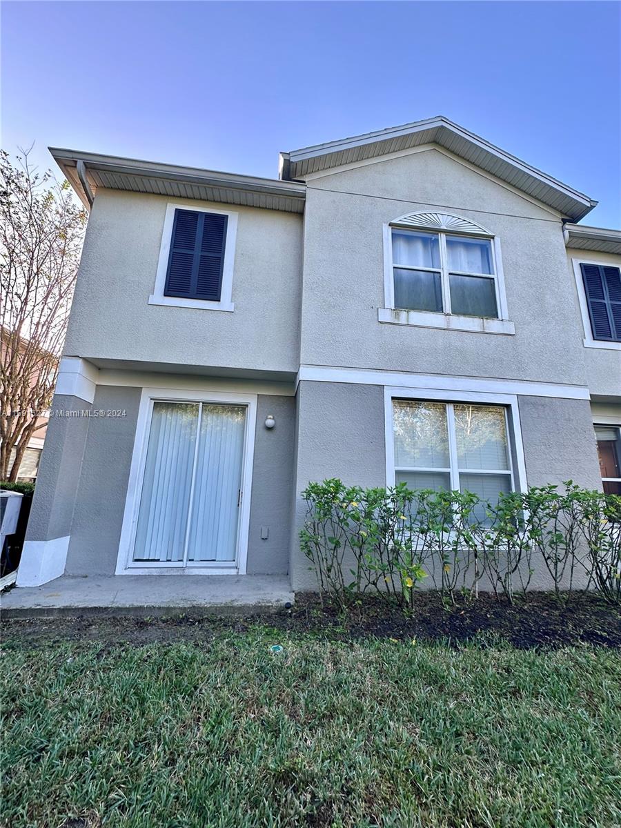 CARTER GLEN CONDOMINIUM - Residential