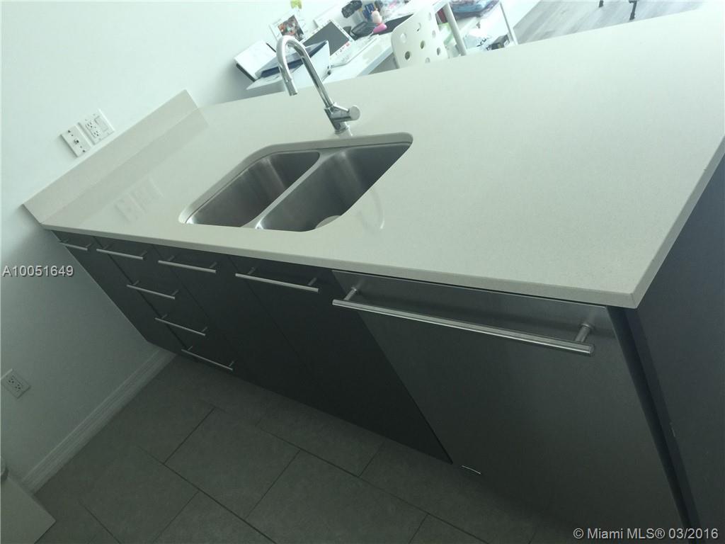 500 Brickell West Condo - Residential Lease