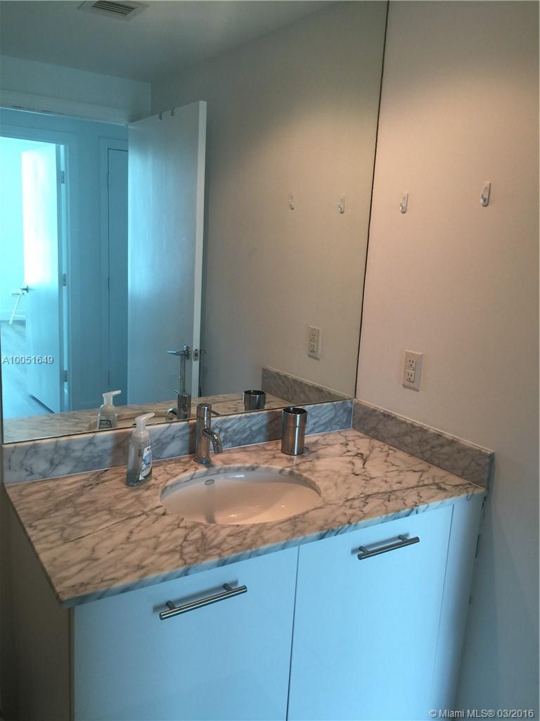 500 Brickell West Condo - Residential Lease