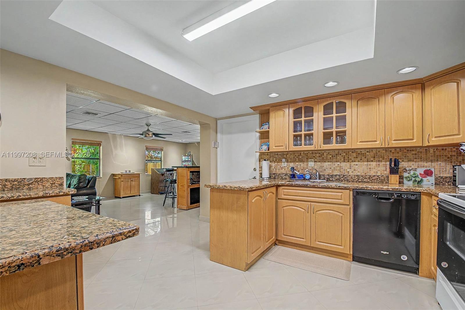 KENDALE LAKES SEC TWO - Residential