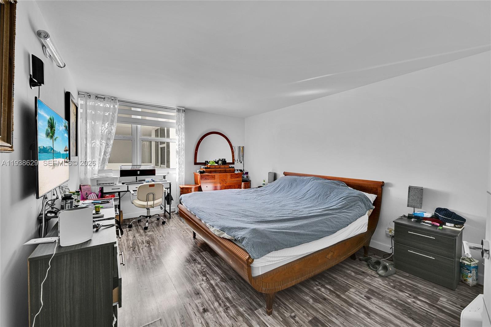 PARKER PLAZA CONDO ESTATE - Residential