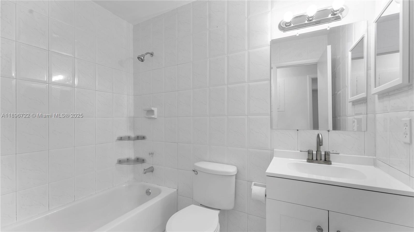 SAN SEBASTIAN TWNHSES - Residential Lease