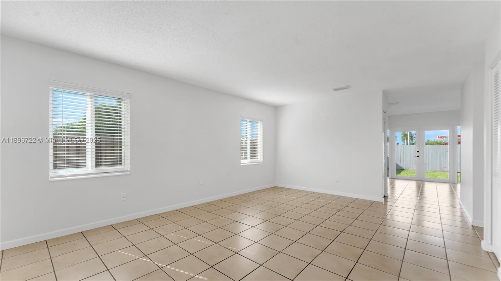 SAN SEBASTIAN TWNHSES - Residential Lease