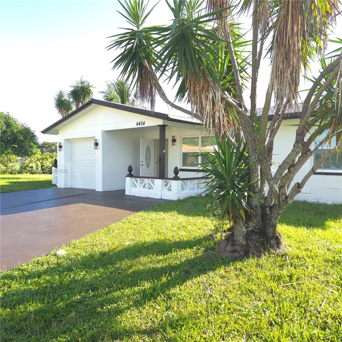 MAINLANDS OF TAMARAC LAKE - Residential