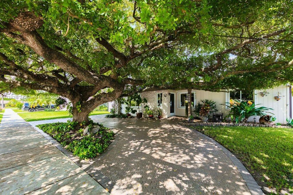 BENT TREE WEST - Residential