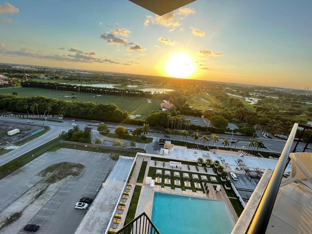5252 PASEO CONDO - Residential