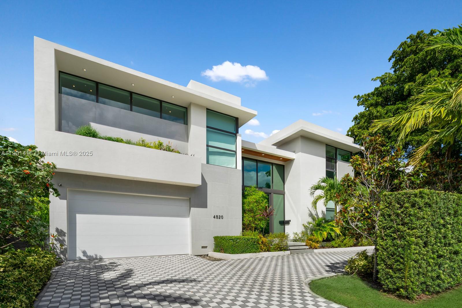 NAUTILUS EXTENSION 5TH - Residential