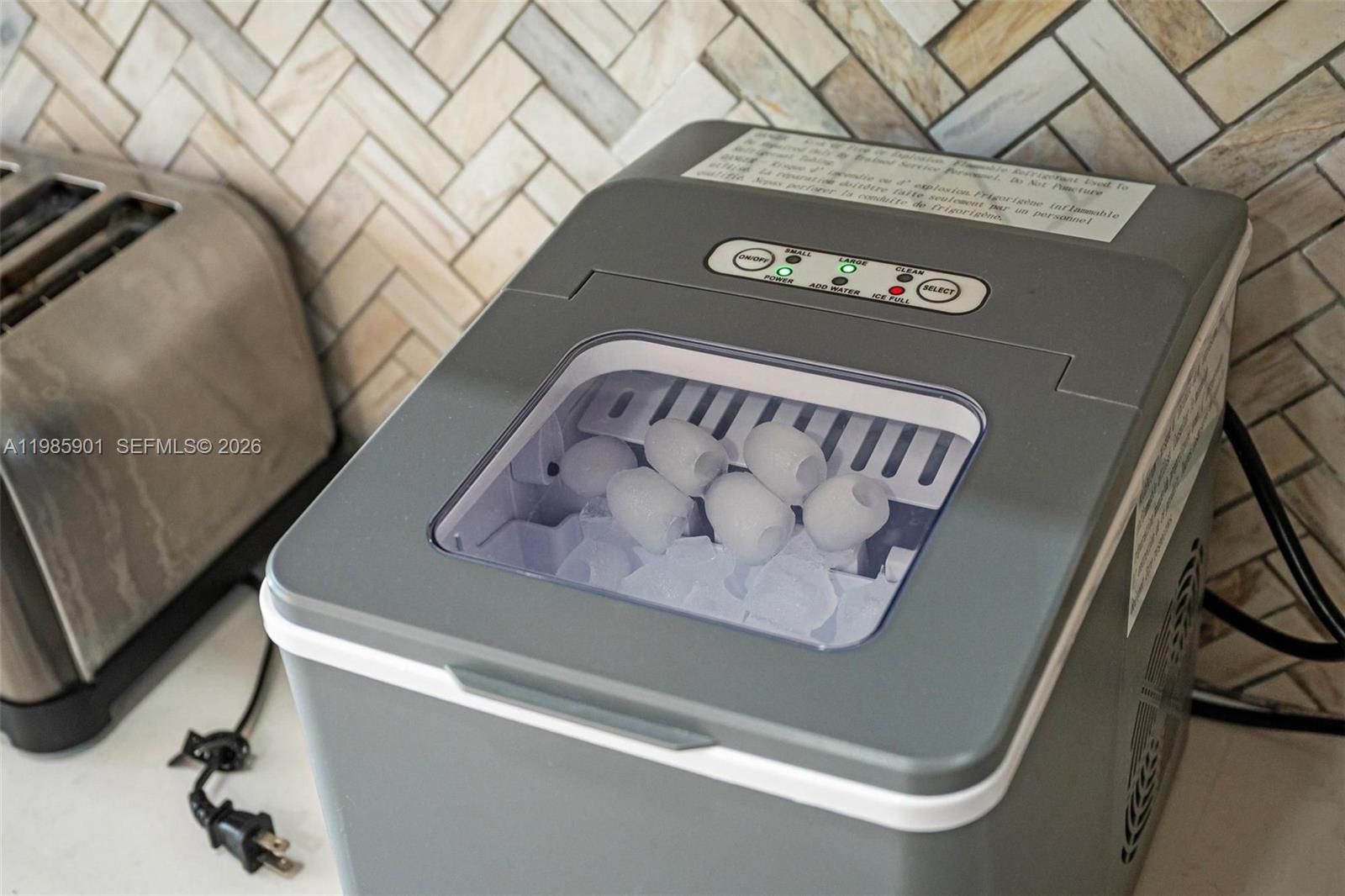 PALM BEACH FARMS - Residential