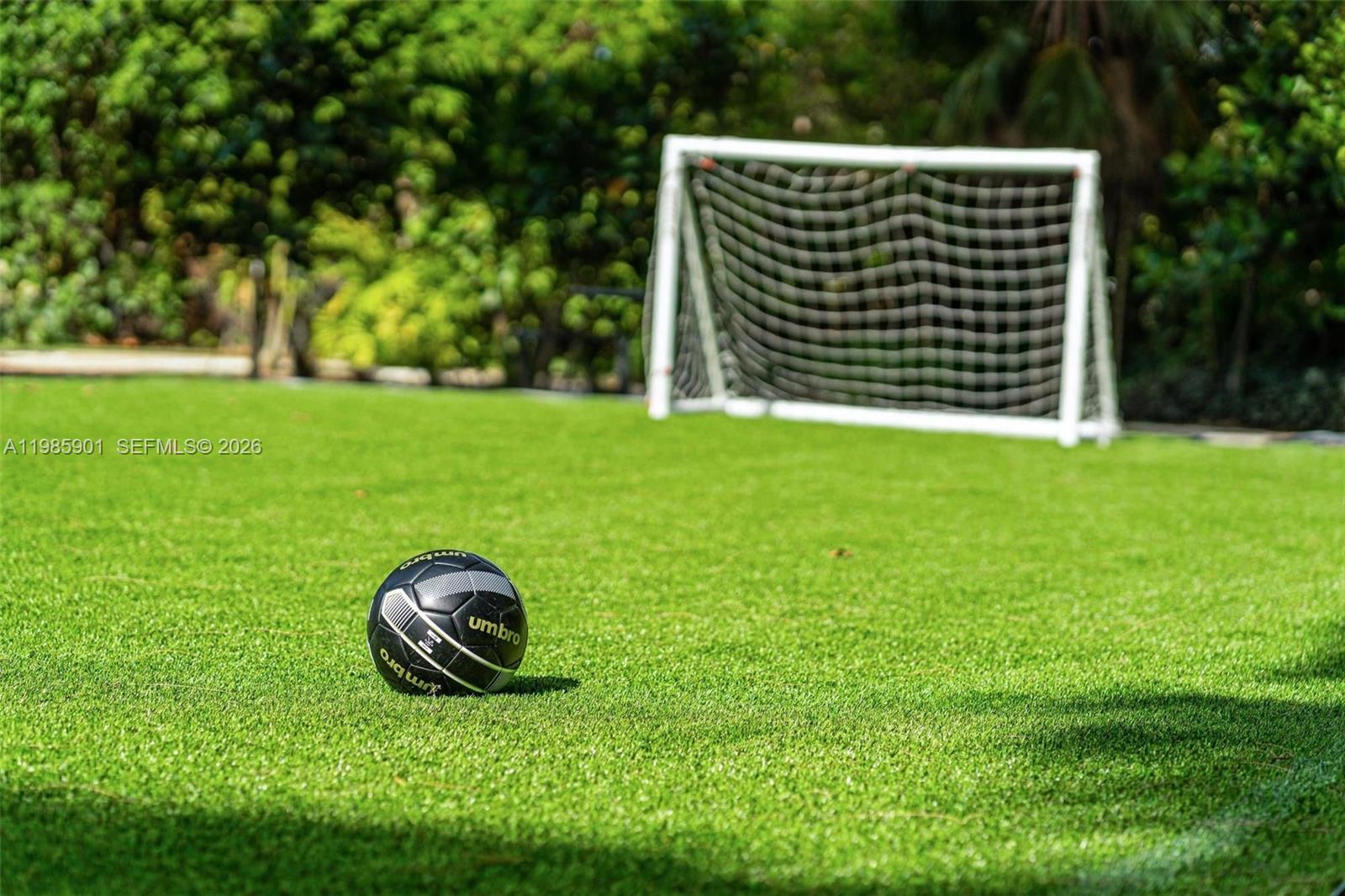 PALM BEACH FARMS - Residential