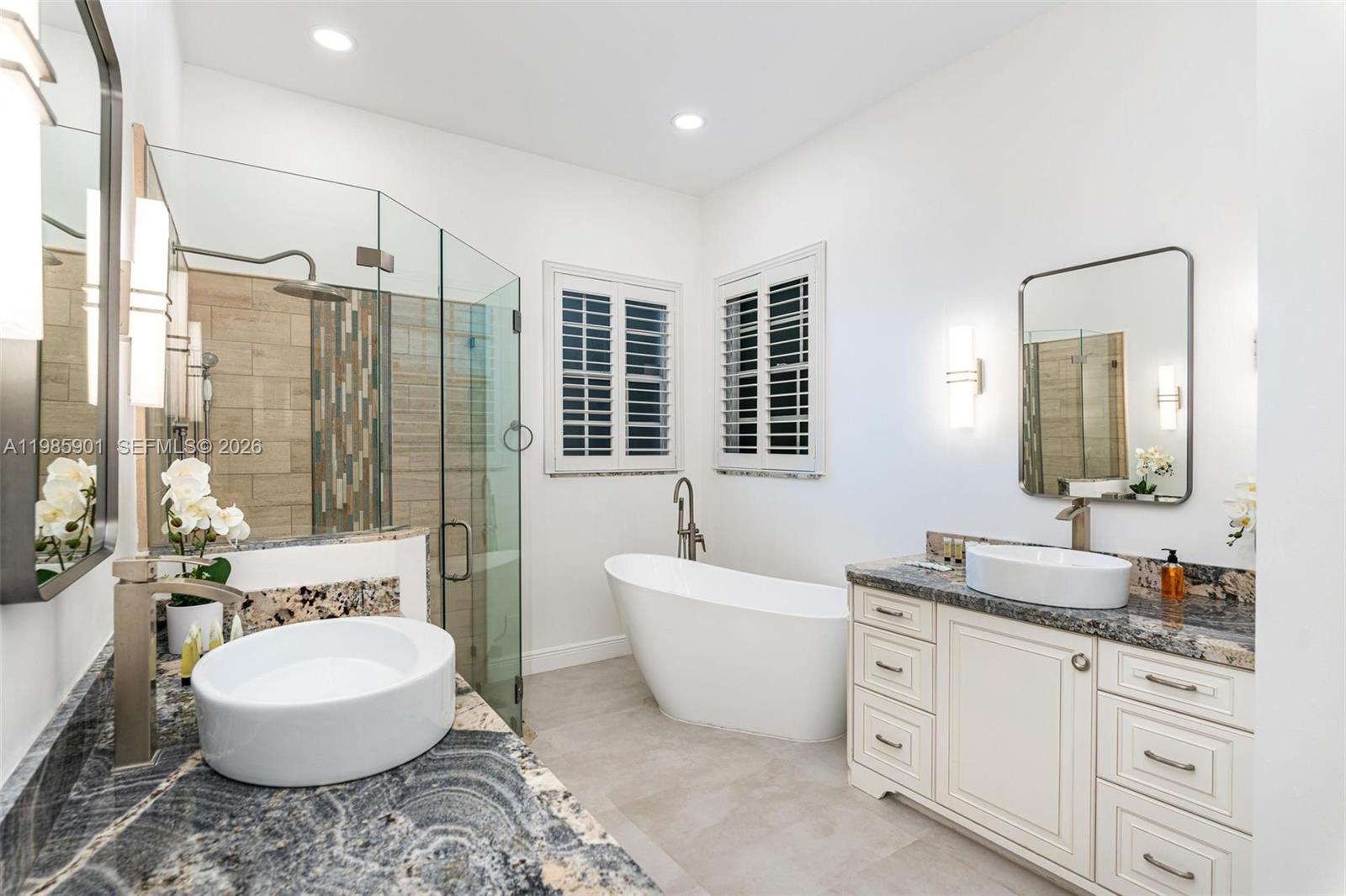 PALM BEACH FARMS - Residential