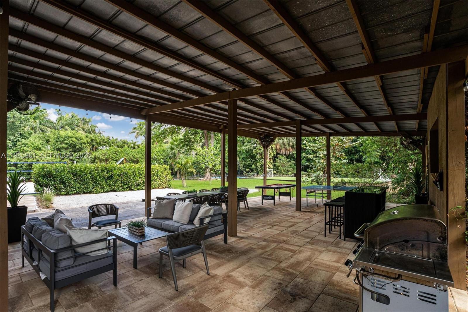 PALM BEACH FARMS - Residential