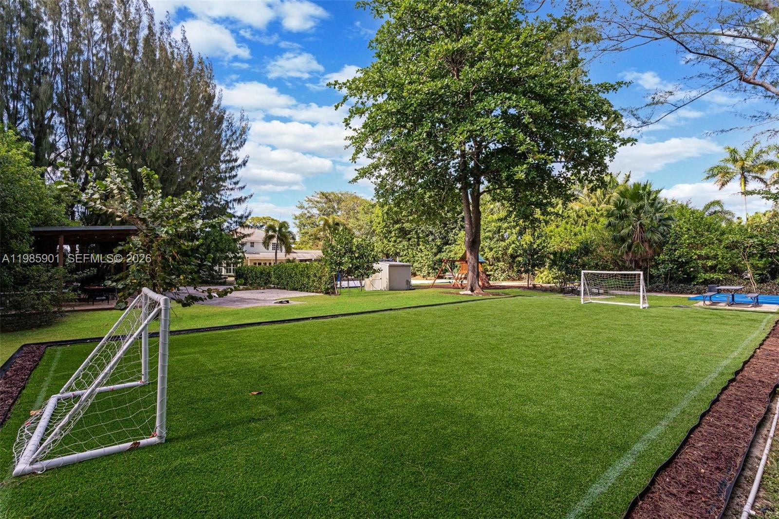 PALM BEACH FARMS - Residential