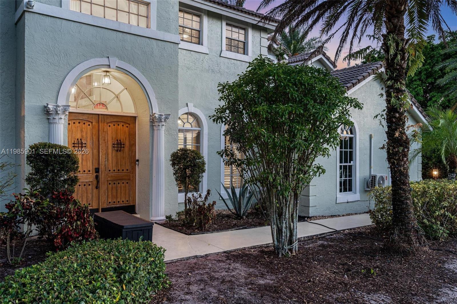 PALM BEACH FARMS - Residential