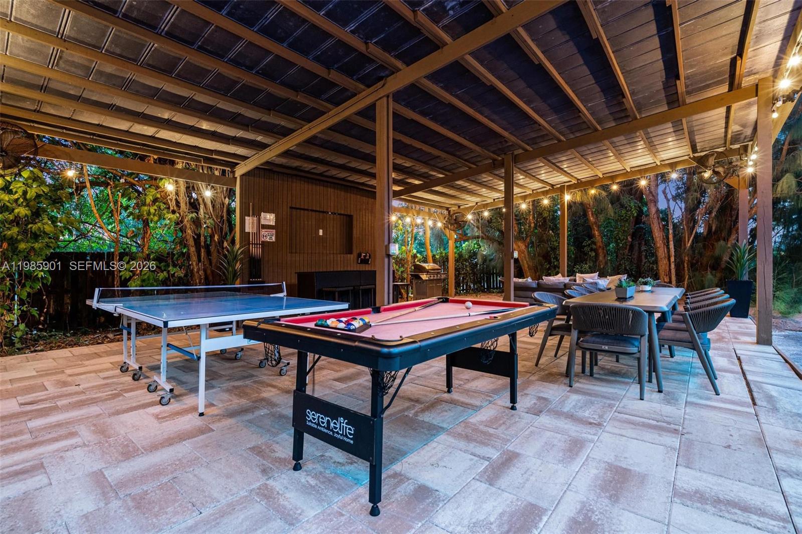 PALM BEACH FARMS - Residential