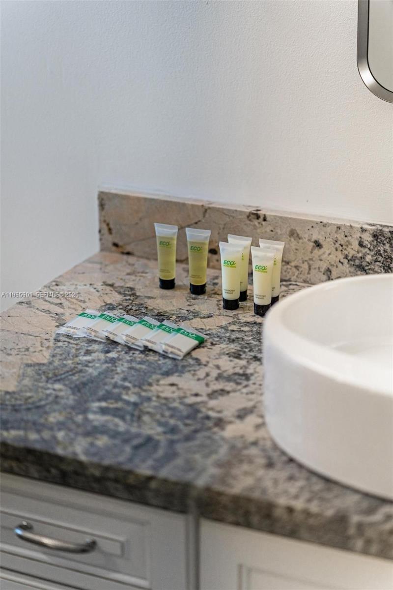 PALM BEACH FARMS - Residential