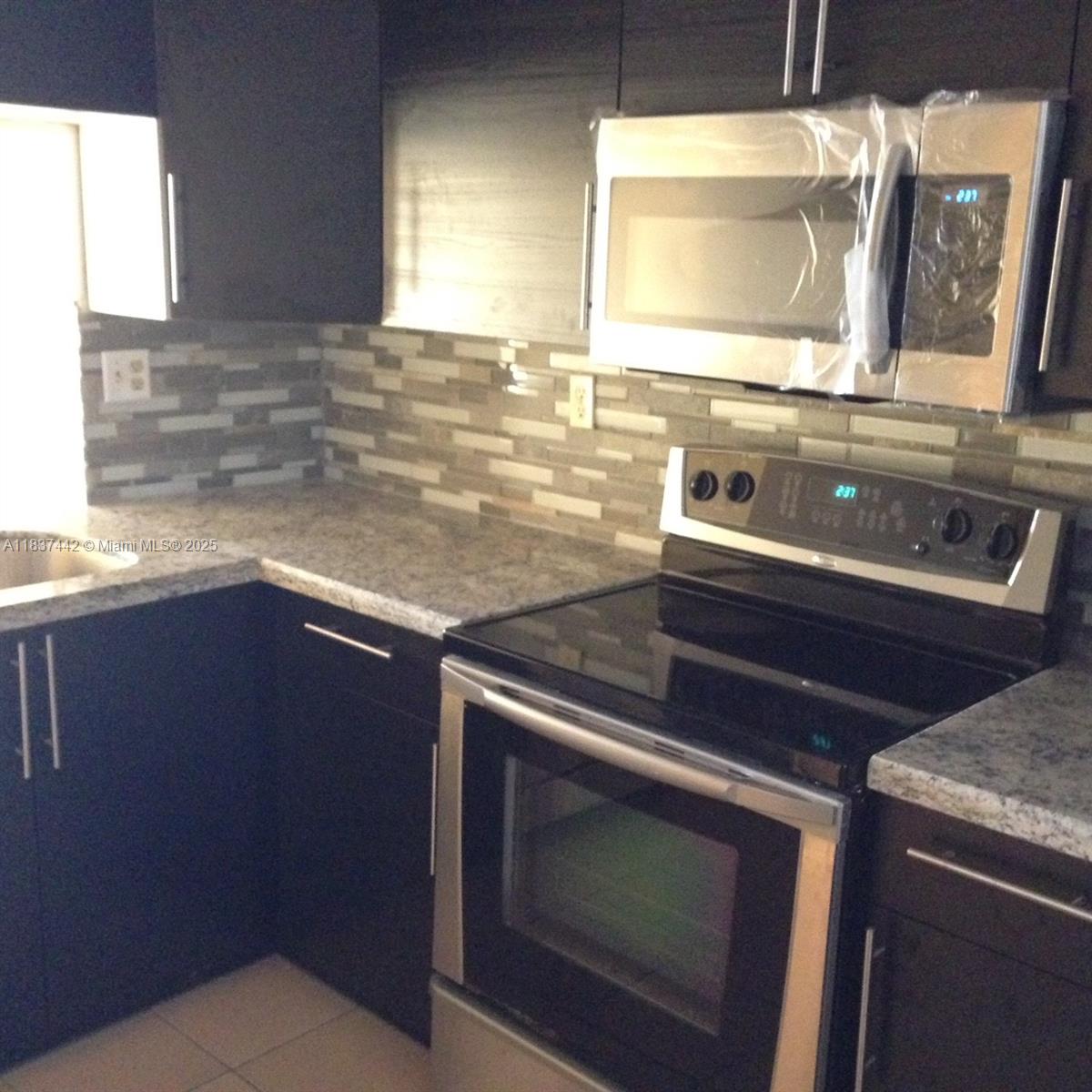 3000 NW 42nd Ave B505