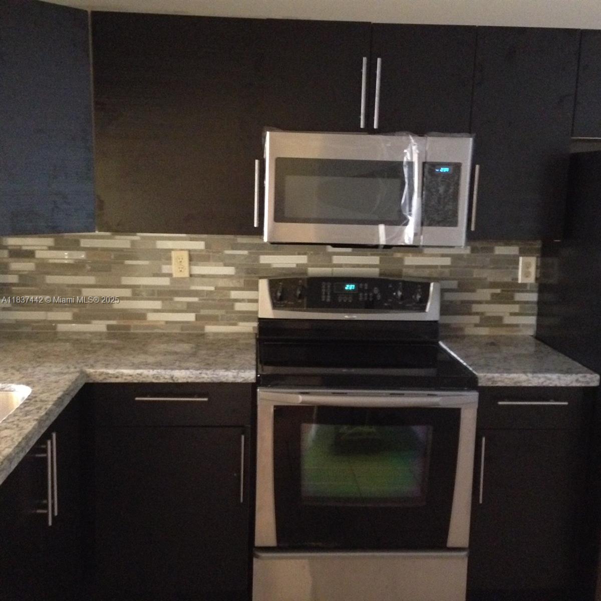 3000 NW 42nd Ave B505