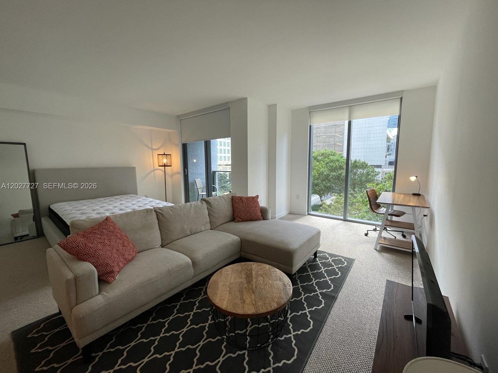 31 SE 6th St 505