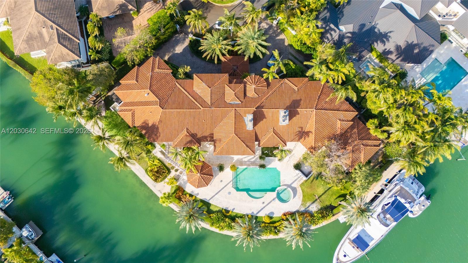 260 Cape Florida Dr