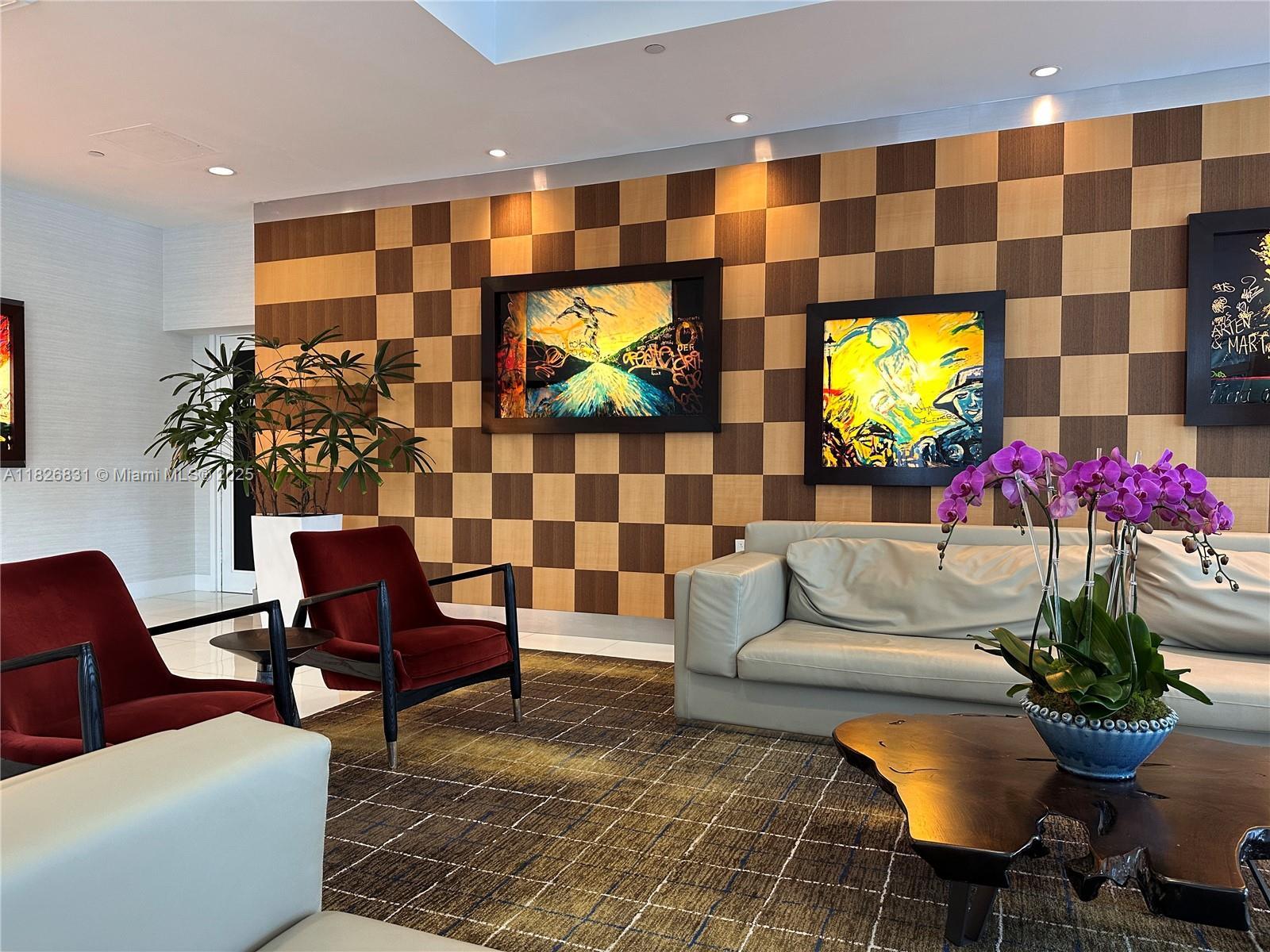 1800 CLUB CONDO - Residential Lease