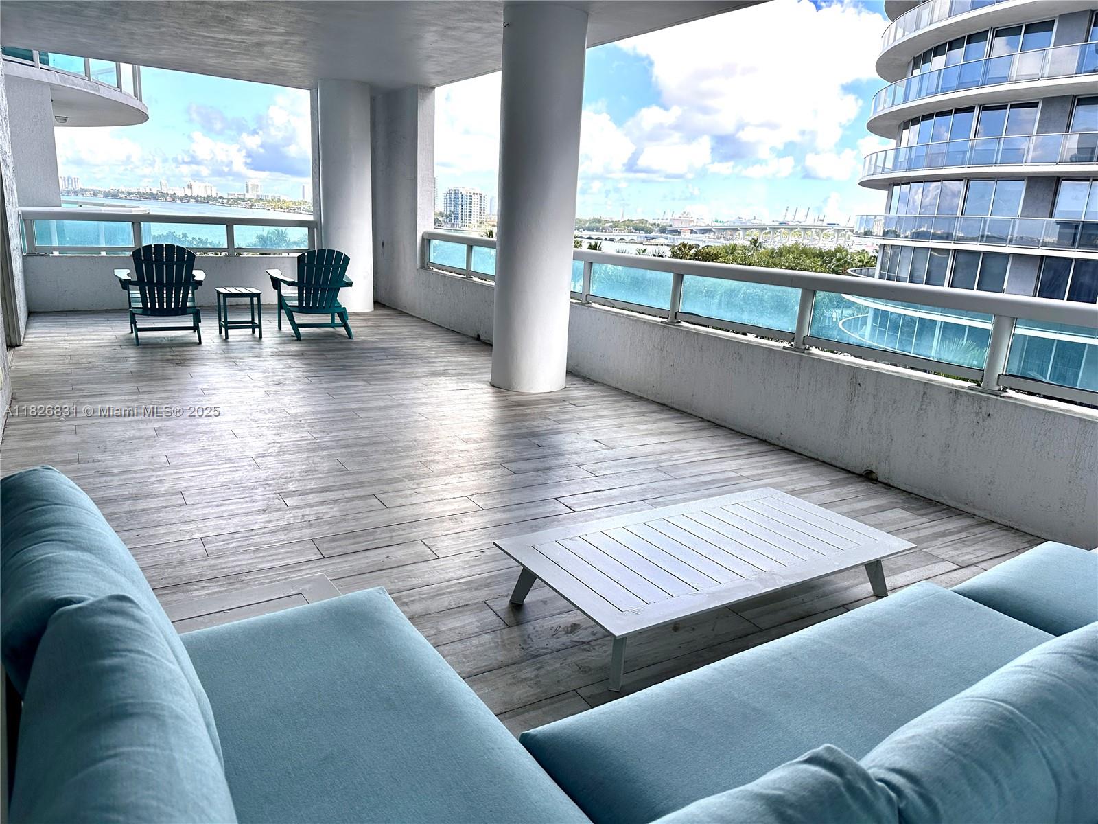 1800 N Bayshore Dr 511
