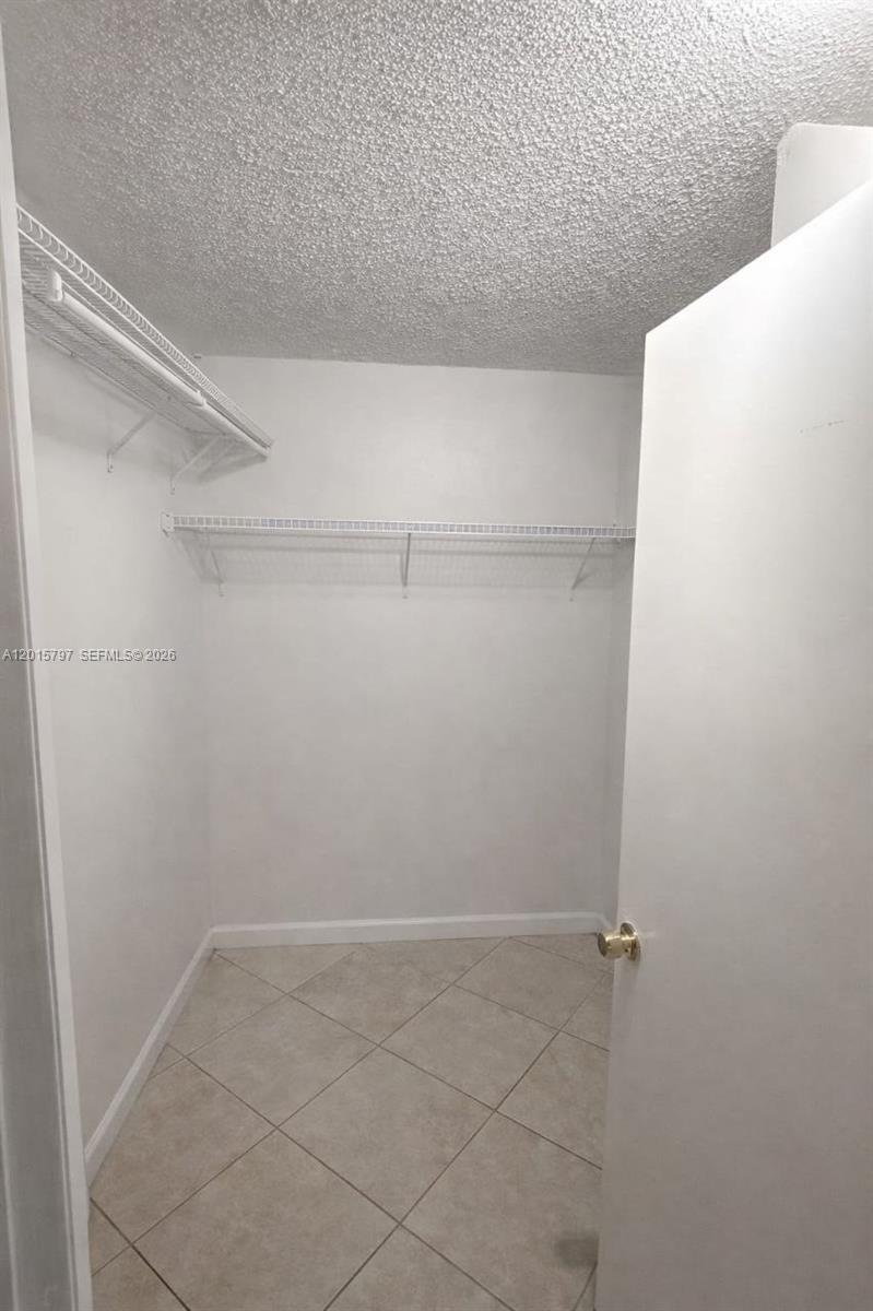 PEPPERMILL KENDALE LKS W - Residential