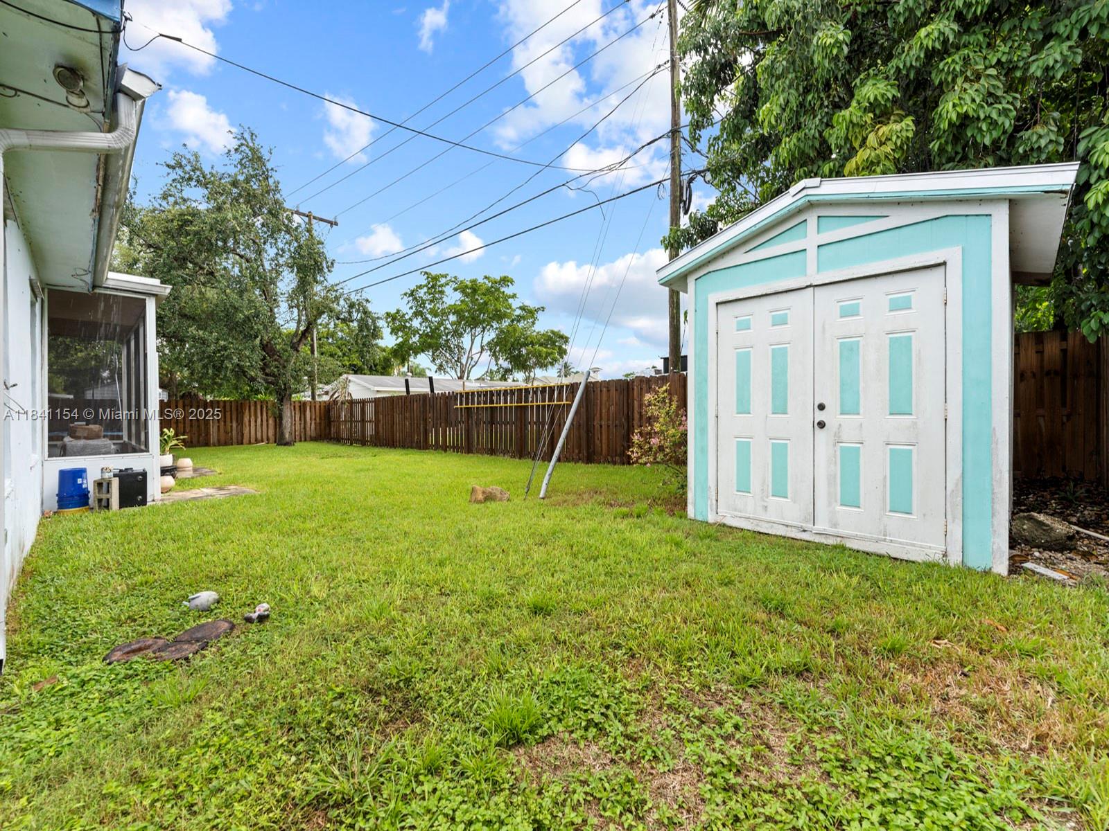 WHISPERING PINES EST SEC - Residential