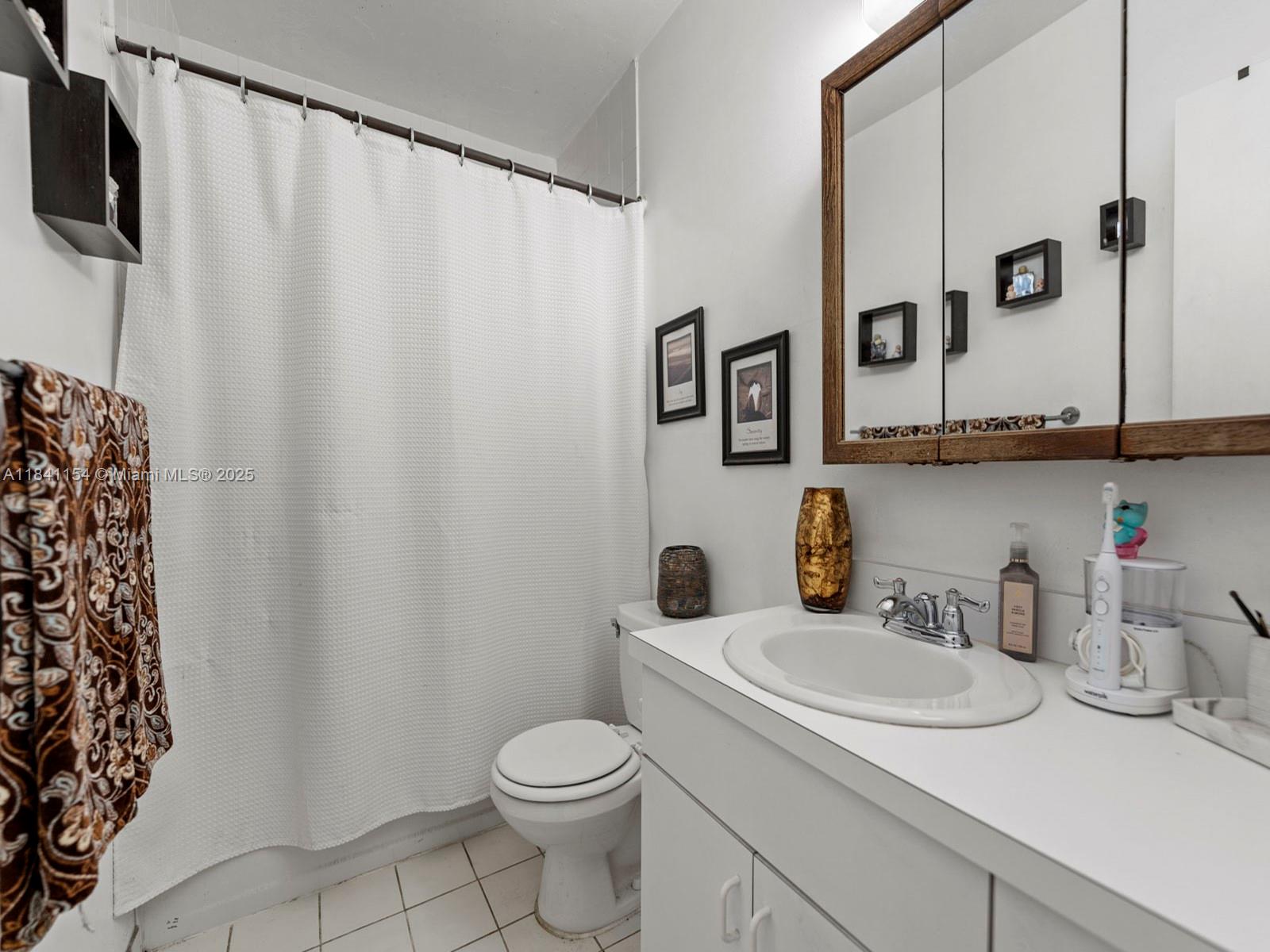 WHISPERING PINES EST SEC - Residential