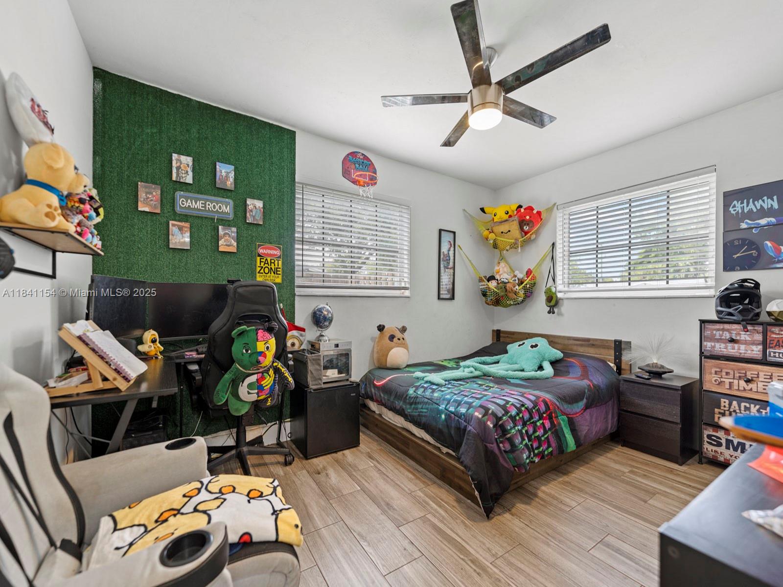 WHISPERING PINES EST SEC - Residential