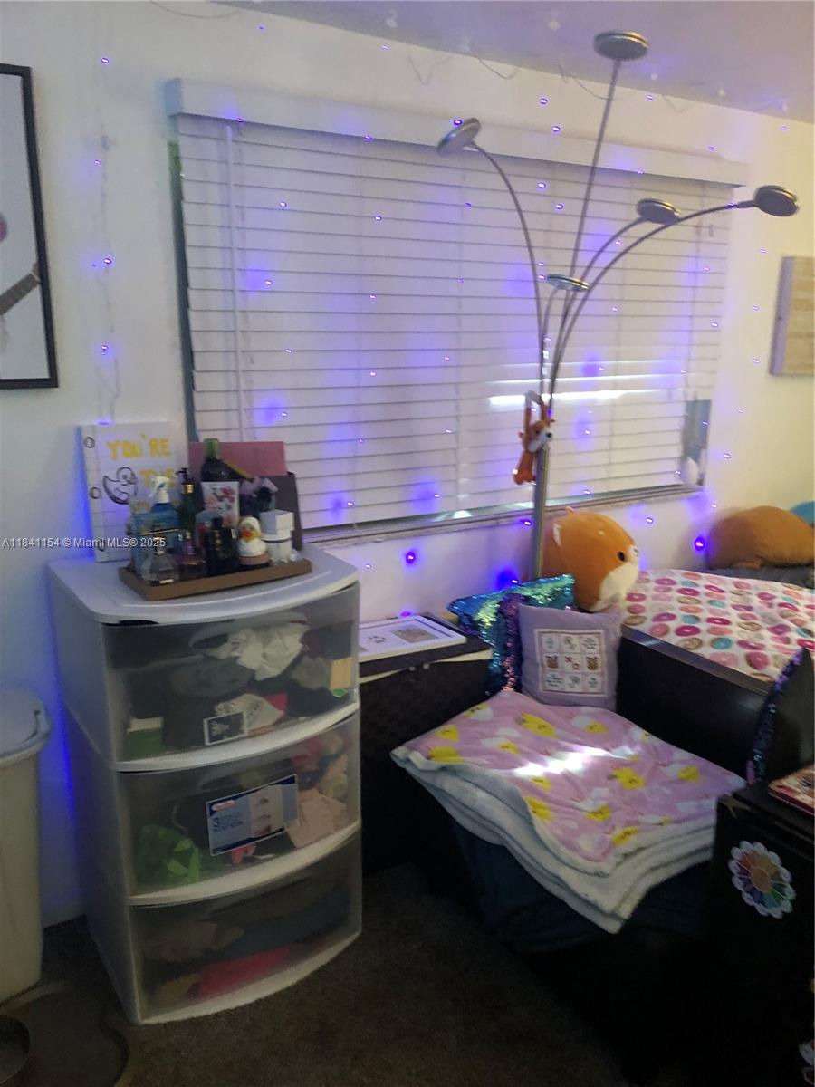 WHISPERING PINES EST SEC - Residential