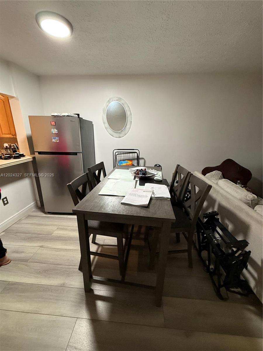 PALMETTO SPRINGS CONDO VI - Residential Lease