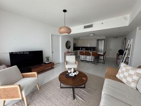 92 SW 3rd St 3104 Miami FL 33130